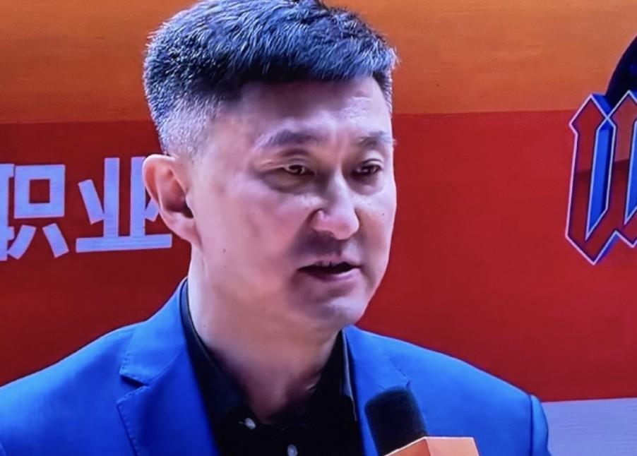 开云手机注册-杜锋：四川队在困难时期依然为了热爱而打球，向他们表示致敬