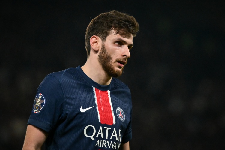 开云手机注册-克瓦拉茨赫利亚：安菲尔德的气氛会很震撼，我们必须做好准备